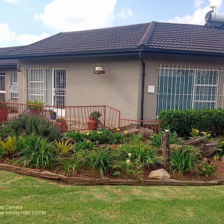 4 On Verbena Boksburg Exterior photo